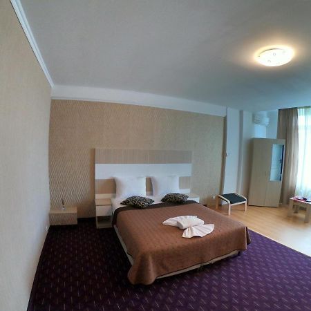 Hotel Mon Caprice Bucureşti Eksteriør bilde
