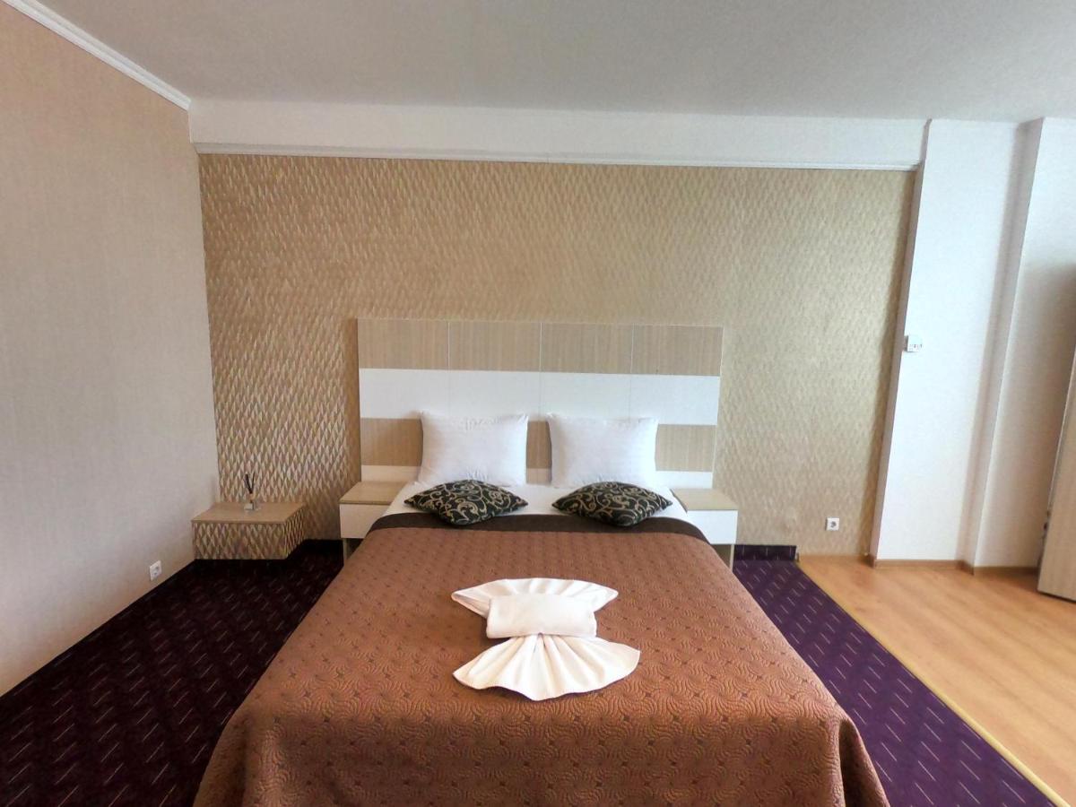 Hotel Mon Caprice Bucureşti Eksteriør bilde