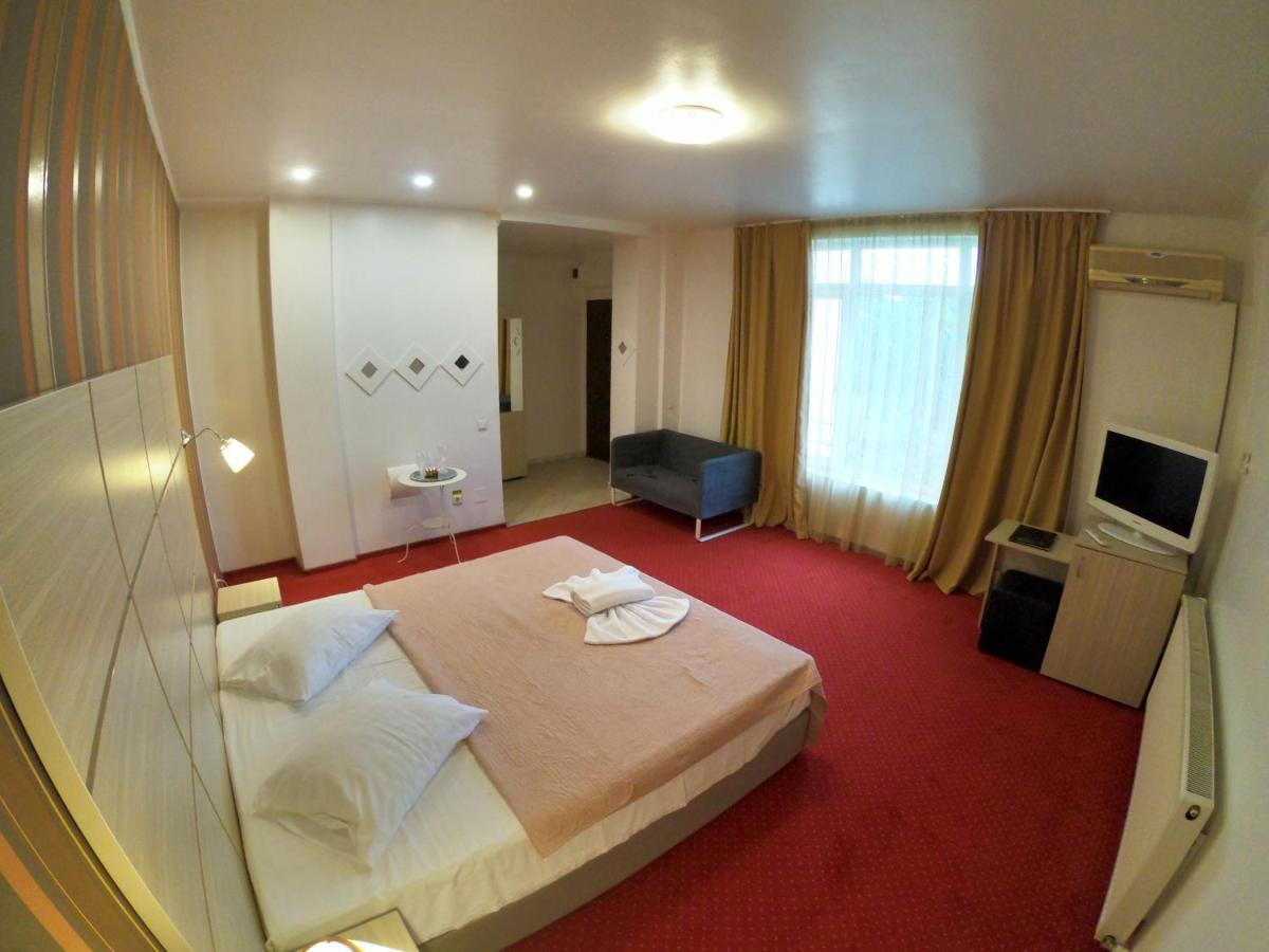 Hotel Mon Caprice Bucureşti Eksteriør bilde