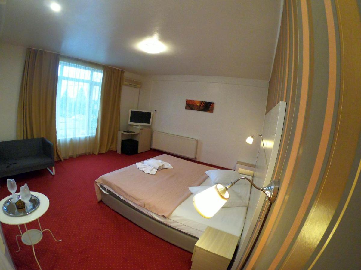 Hotel Mon Caprice Bucureşti Eksteriør bilde