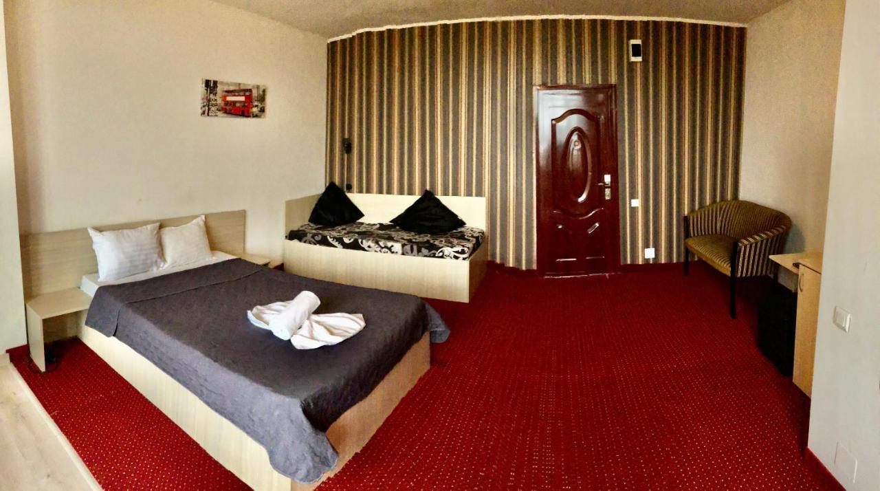 Hotel Mon Caprice Bucureşti Eksteriør bilde