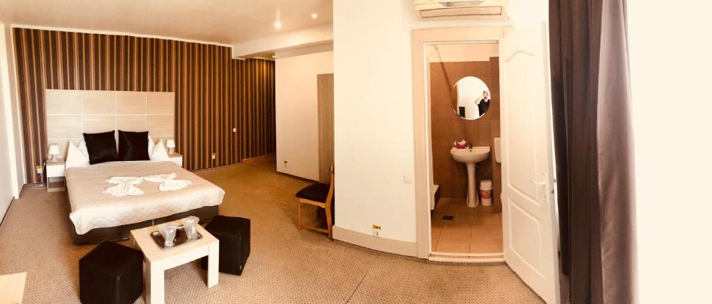 Hotel Mon Caprice Bucureşti Eksteriør bilde