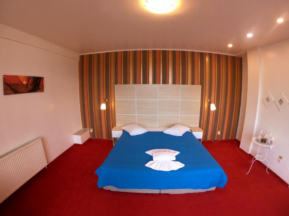 Hotel Mon Caprice Bucureşti Eksteriør bilde