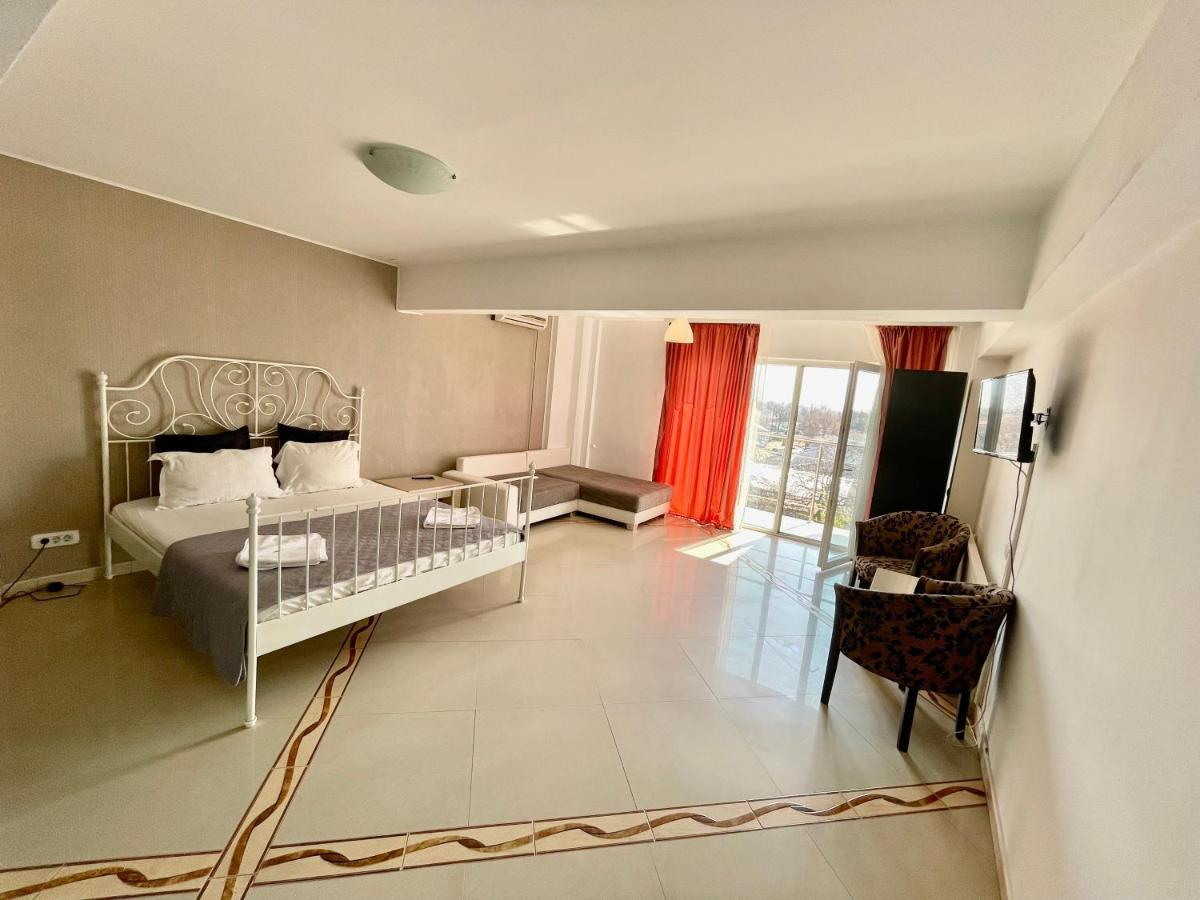 Hotel Mon Caprice Bucureşti Eksteriør bilde