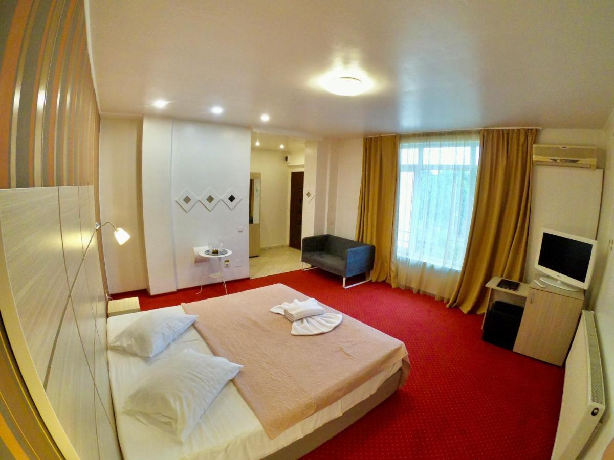Hotel Mon Caprice Bucureşti Eksteriør bilde