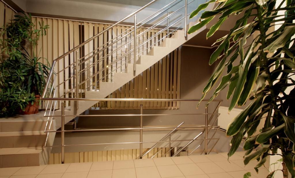 Hotel Mon Caprice Bucureşti Eksteriør bilde