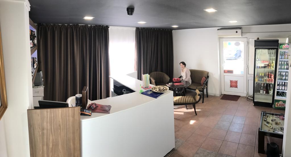 Hotel Mon Caprice Bucureşti Eksteriør bilde